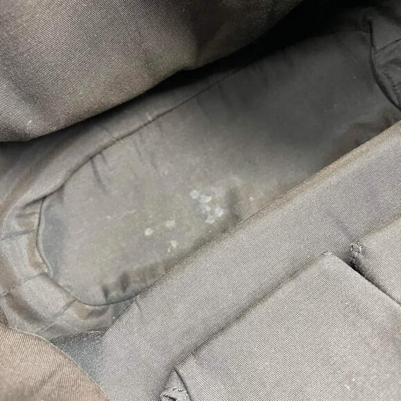 100% Authentic GUCCI GG Canvas Shoulder Bag - Picture 10 of 14